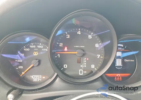 2021 Porsche Macan z USA, uszkodzony, nr VIN WP1AA2A50MLB12369